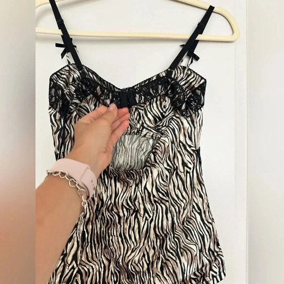 Guess Women's Black and Gold Corset Bustier Size Medium - Picture 6 of 8